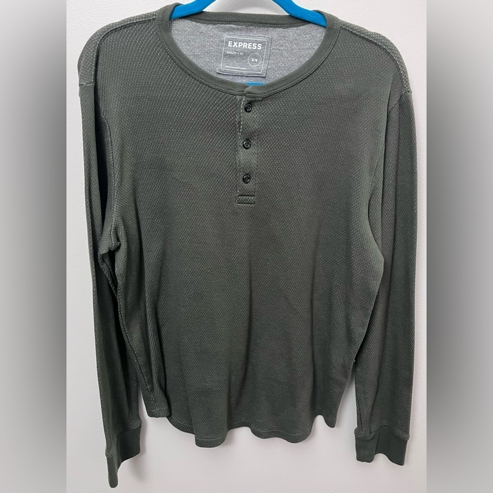 Express Dark Green Men’s Long Sleeve Henley